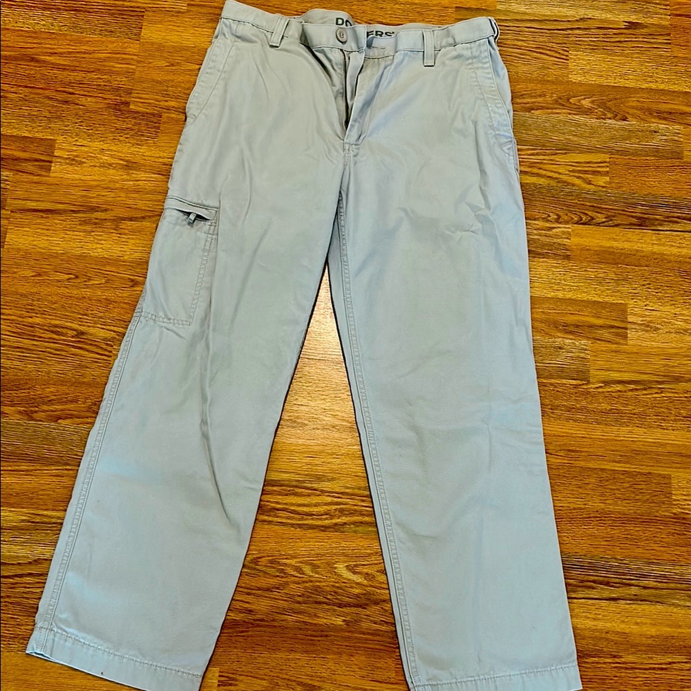 Dockers Cargo Pants with Classic Design